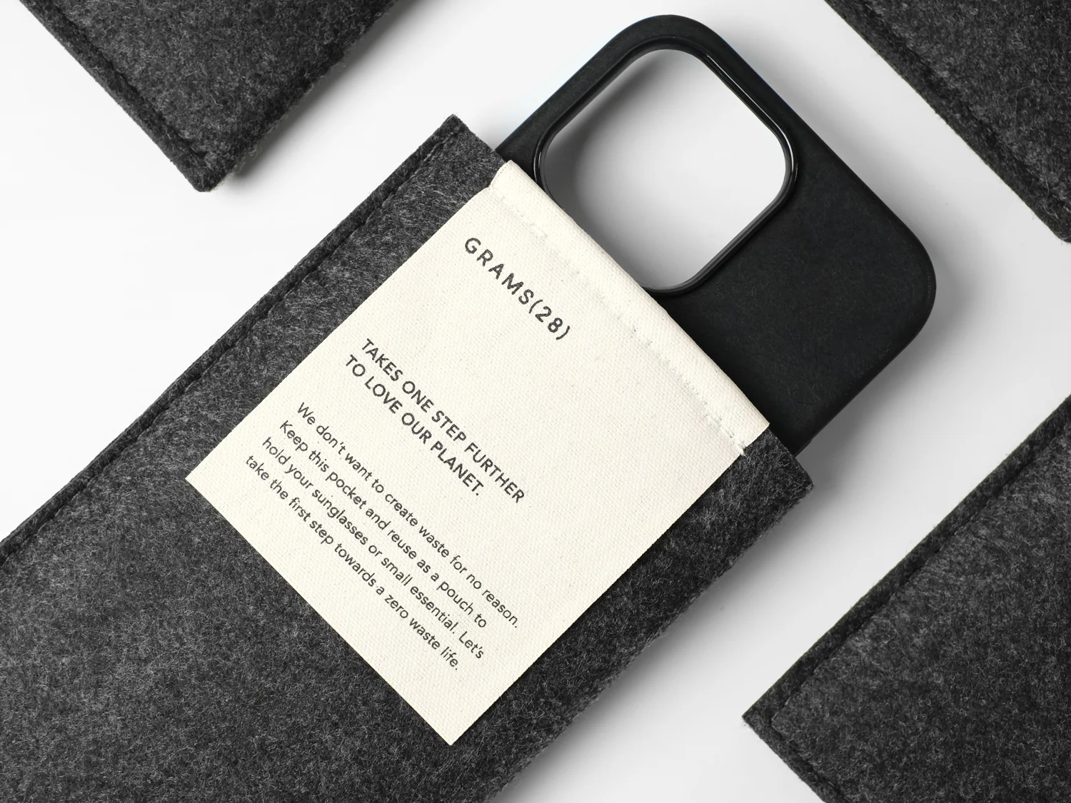 121 MagSafe Snowflake Leather Case | iPhone 14 - Image 5