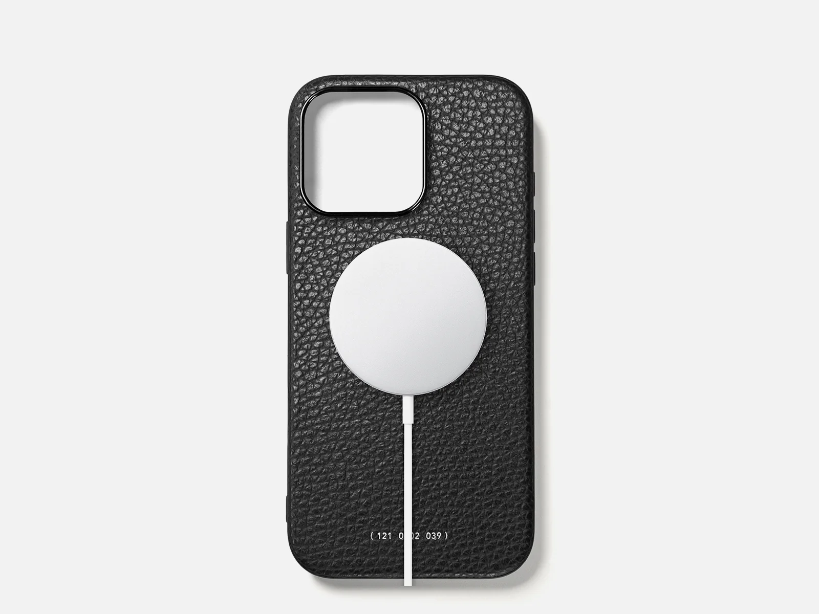 121 MagSafe Pebbled Leather Case | iPhone 16 Pro - Image 2