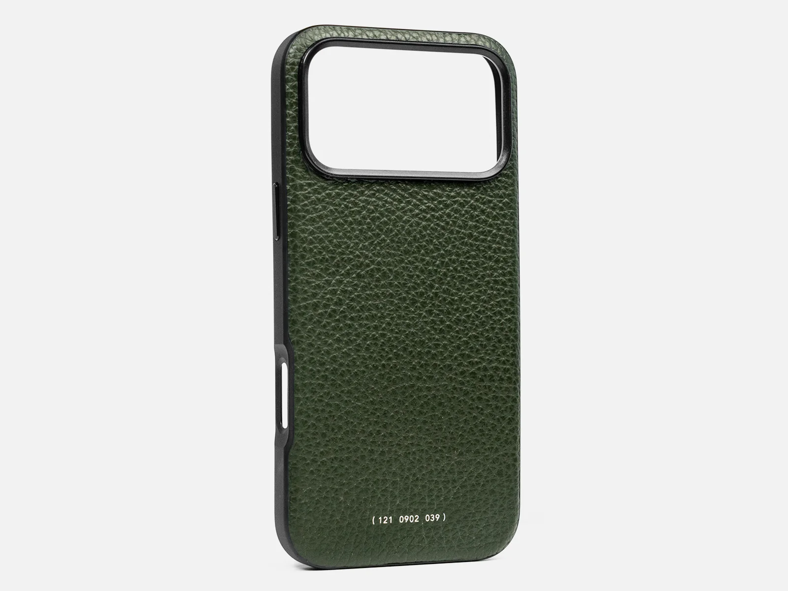 121 MagSafe Pebbled Leather Case | iPhone 17 Pro Max - Image 11