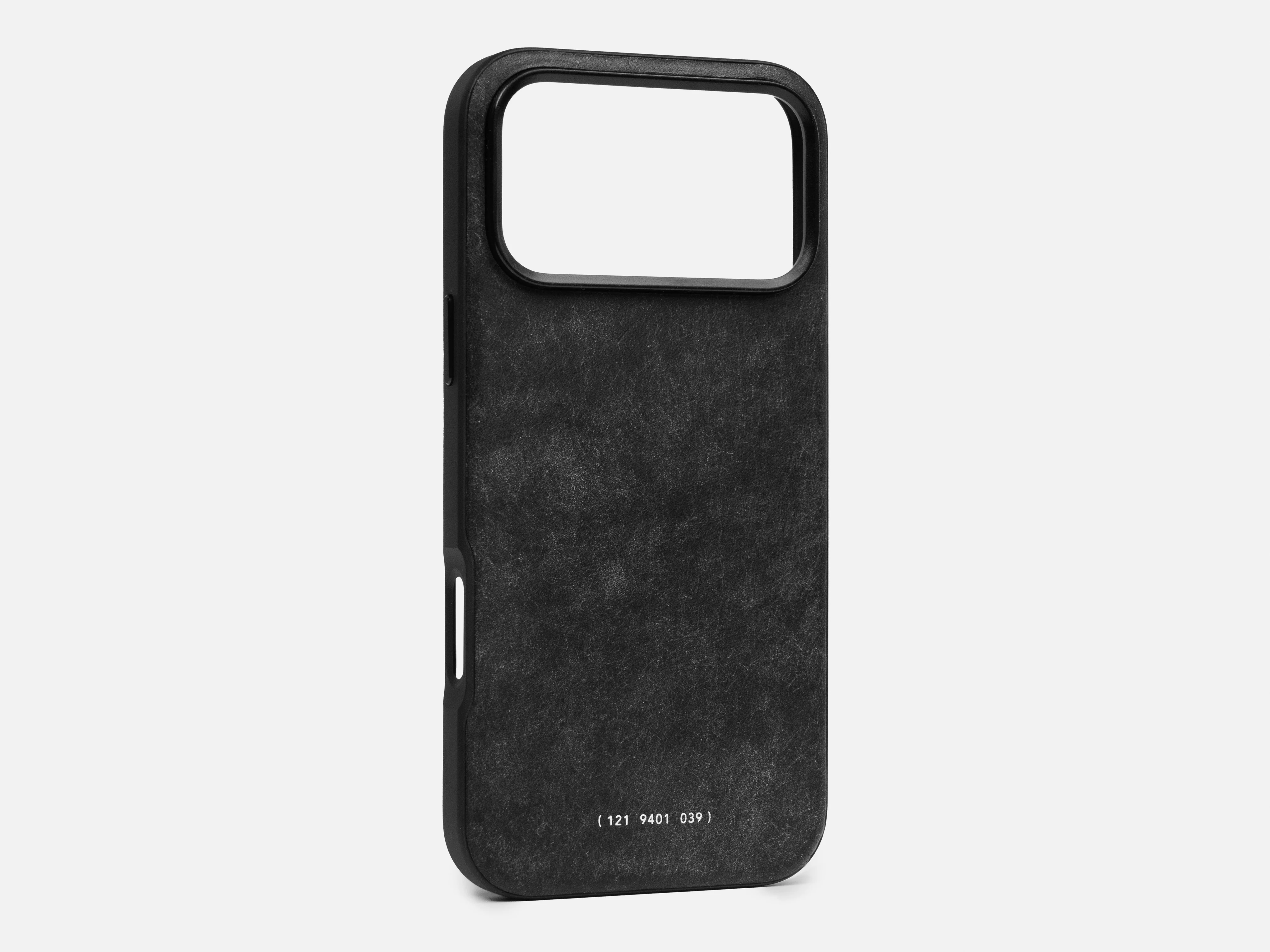 121 MagSafe Snowflake Leather Case | iPhone 17 Pro Max - Image 3