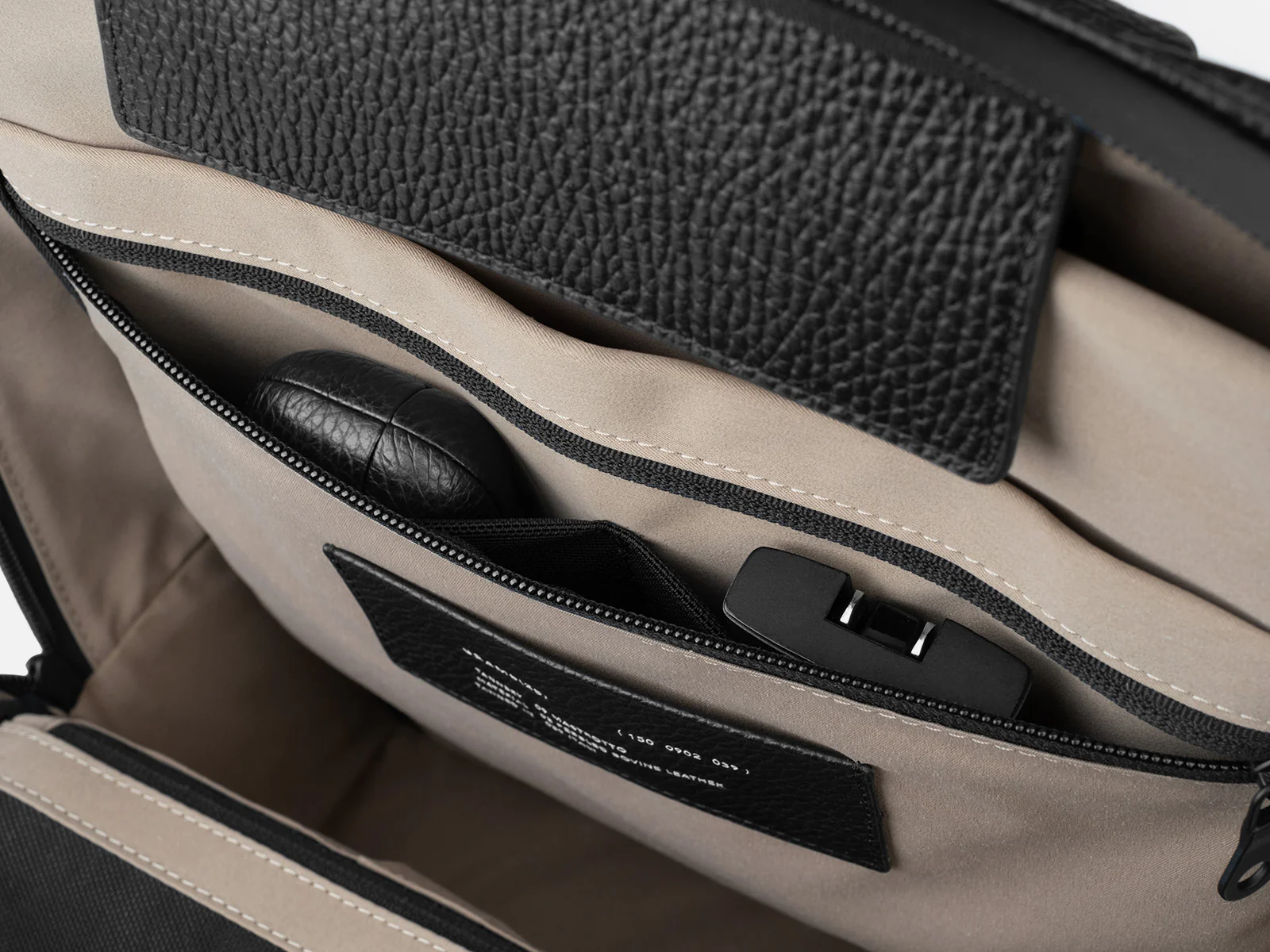 150 Daypack - Image 13