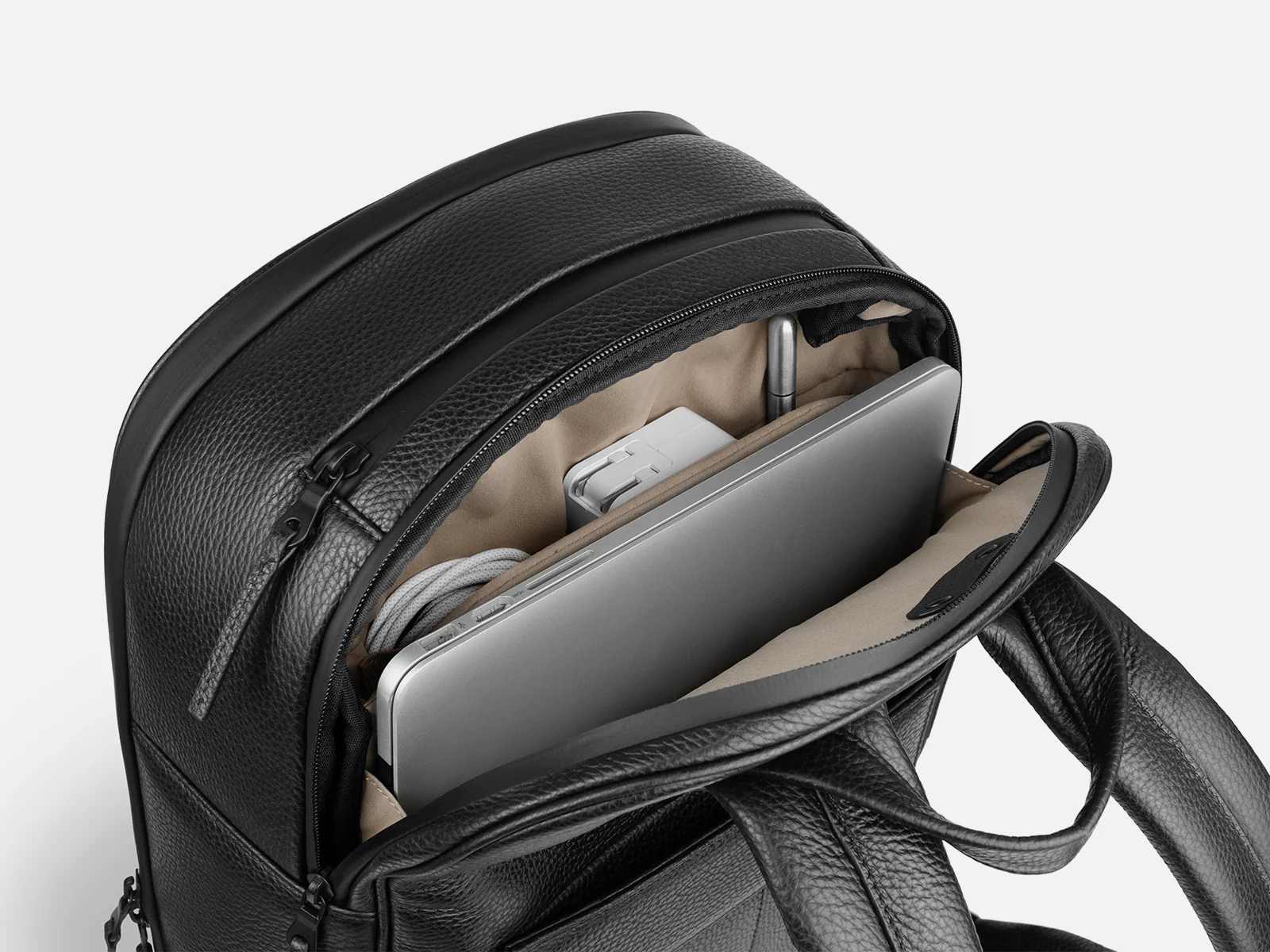 152 Transit Backpack - Image 8