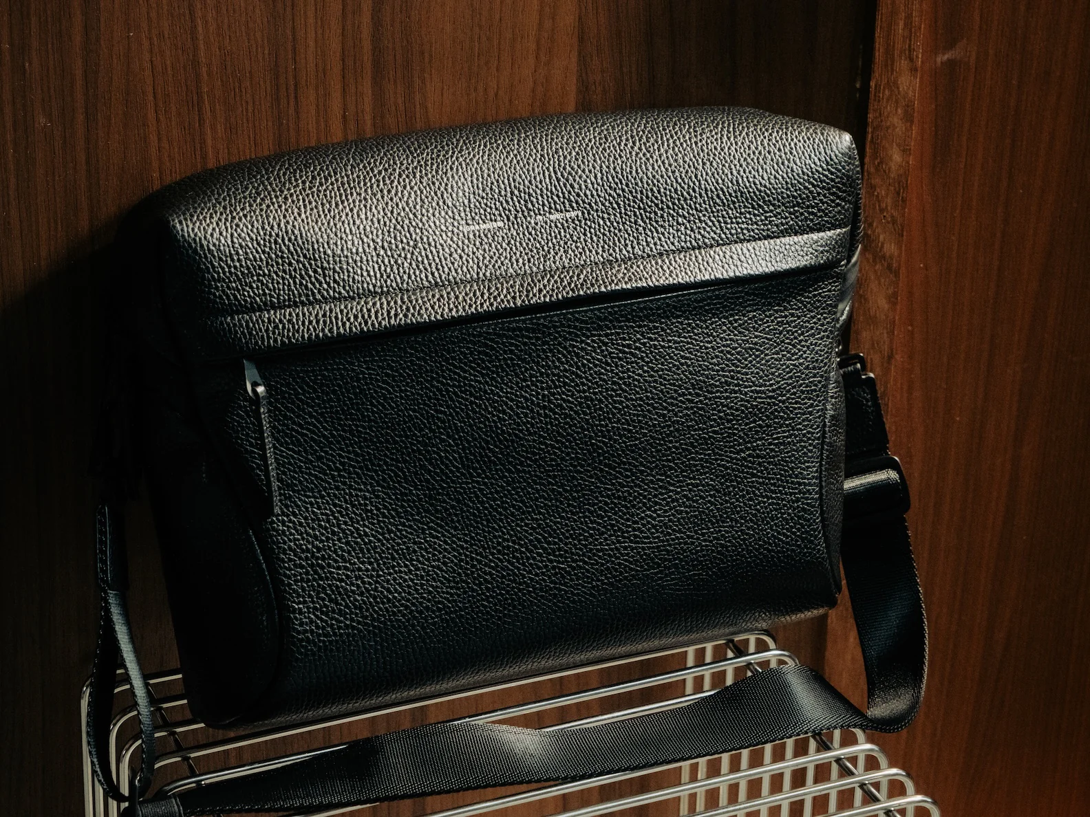 171 Laptop Sling - Image 10