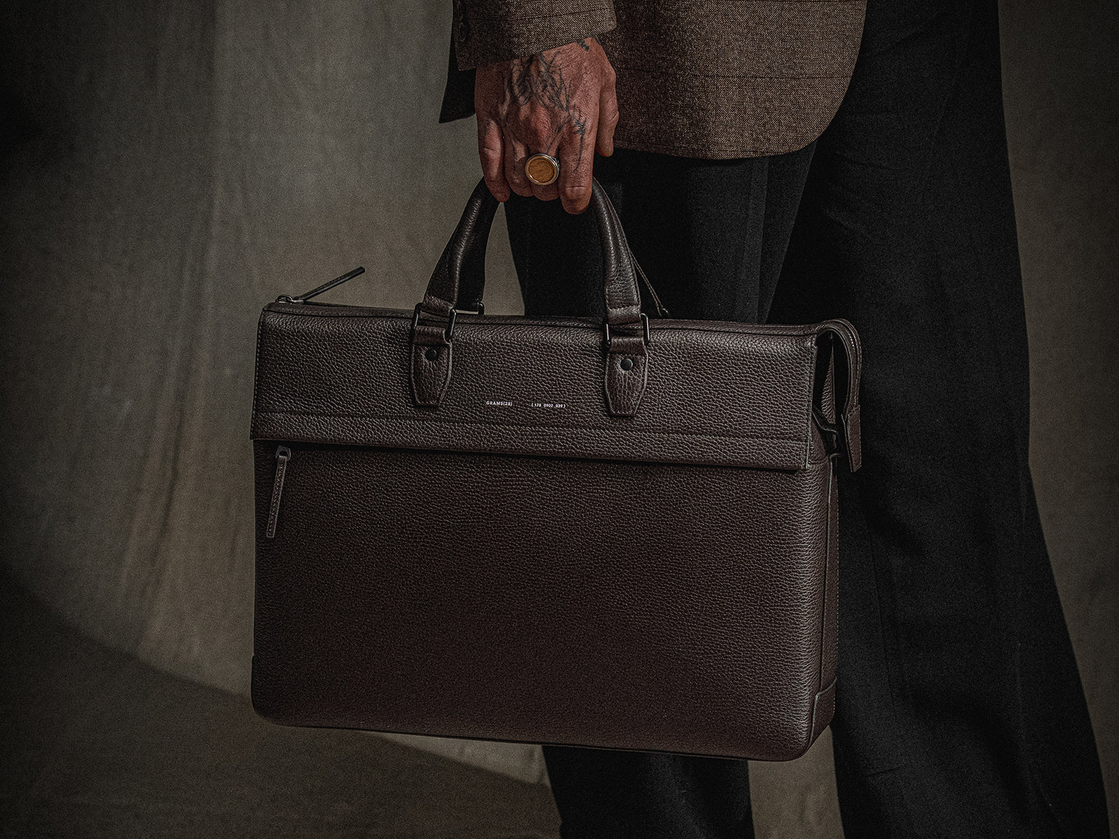 178 Journeyman Briefcase - Image 20