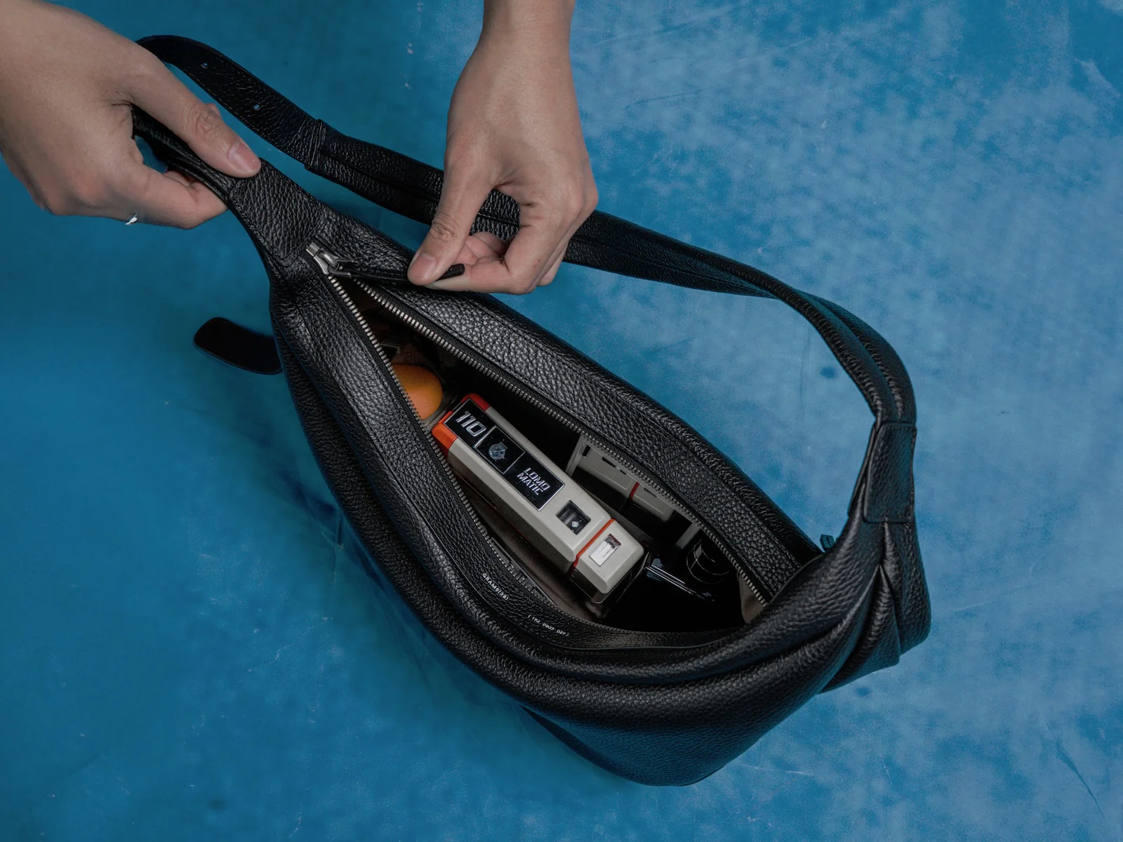 192 Essential Half Moon Bag - Image 9