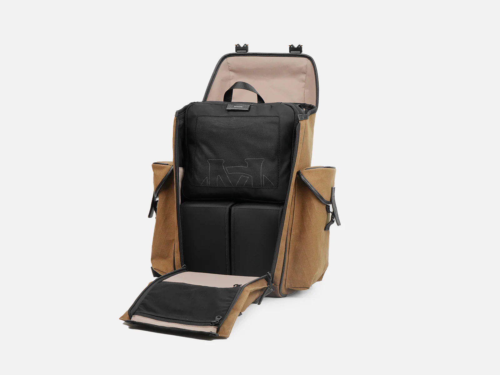 301 Adventure Backpack - Image 10