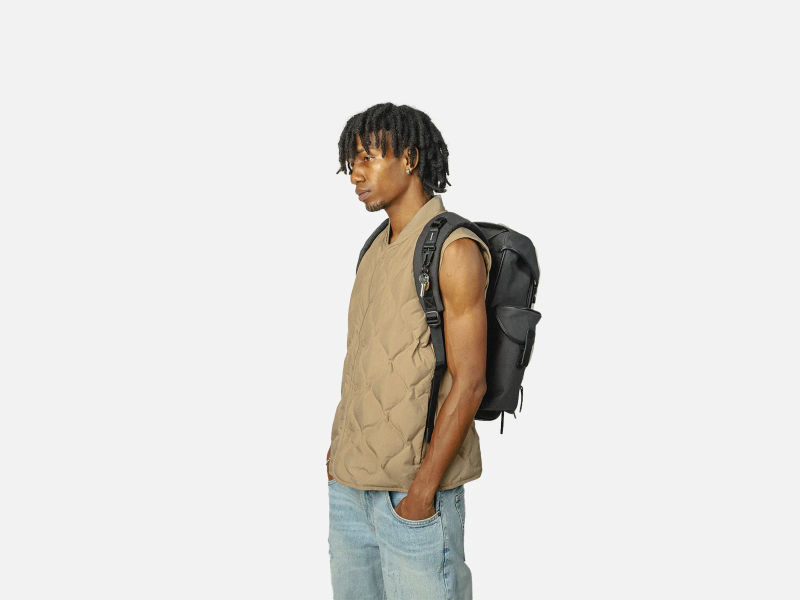 301 Adventure Backpack - Image 27