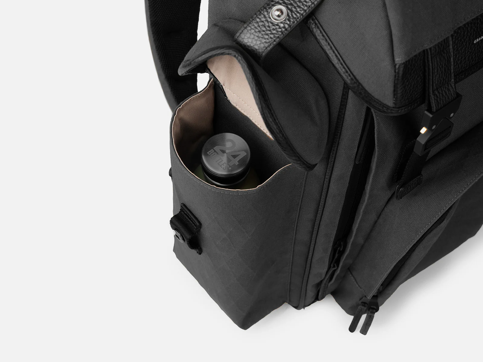 301 Adventure Backpack - Image 29