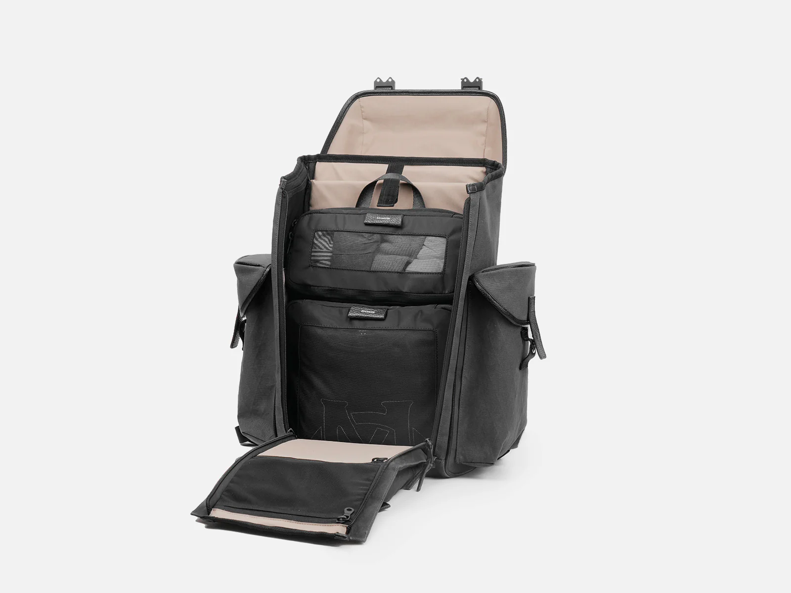 301 Adventure Backpack - Image 33