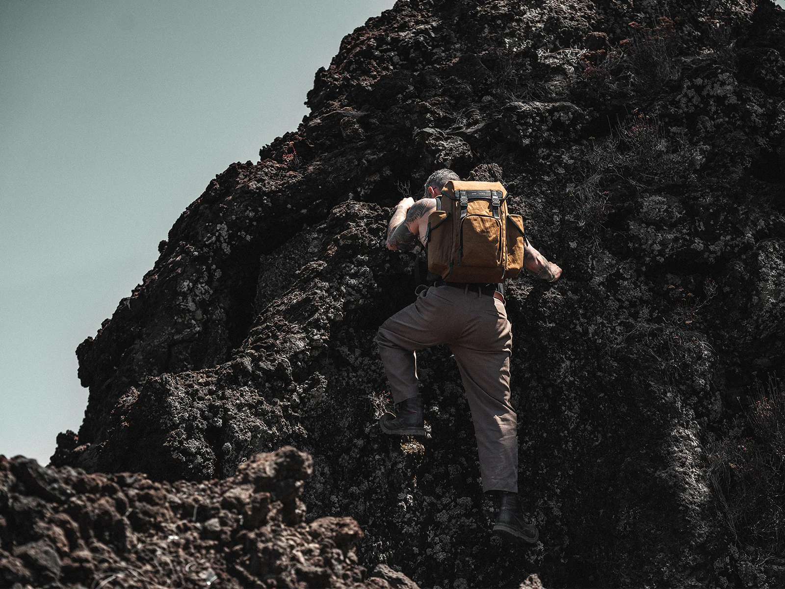 301 Adventure Backpack - Image 37