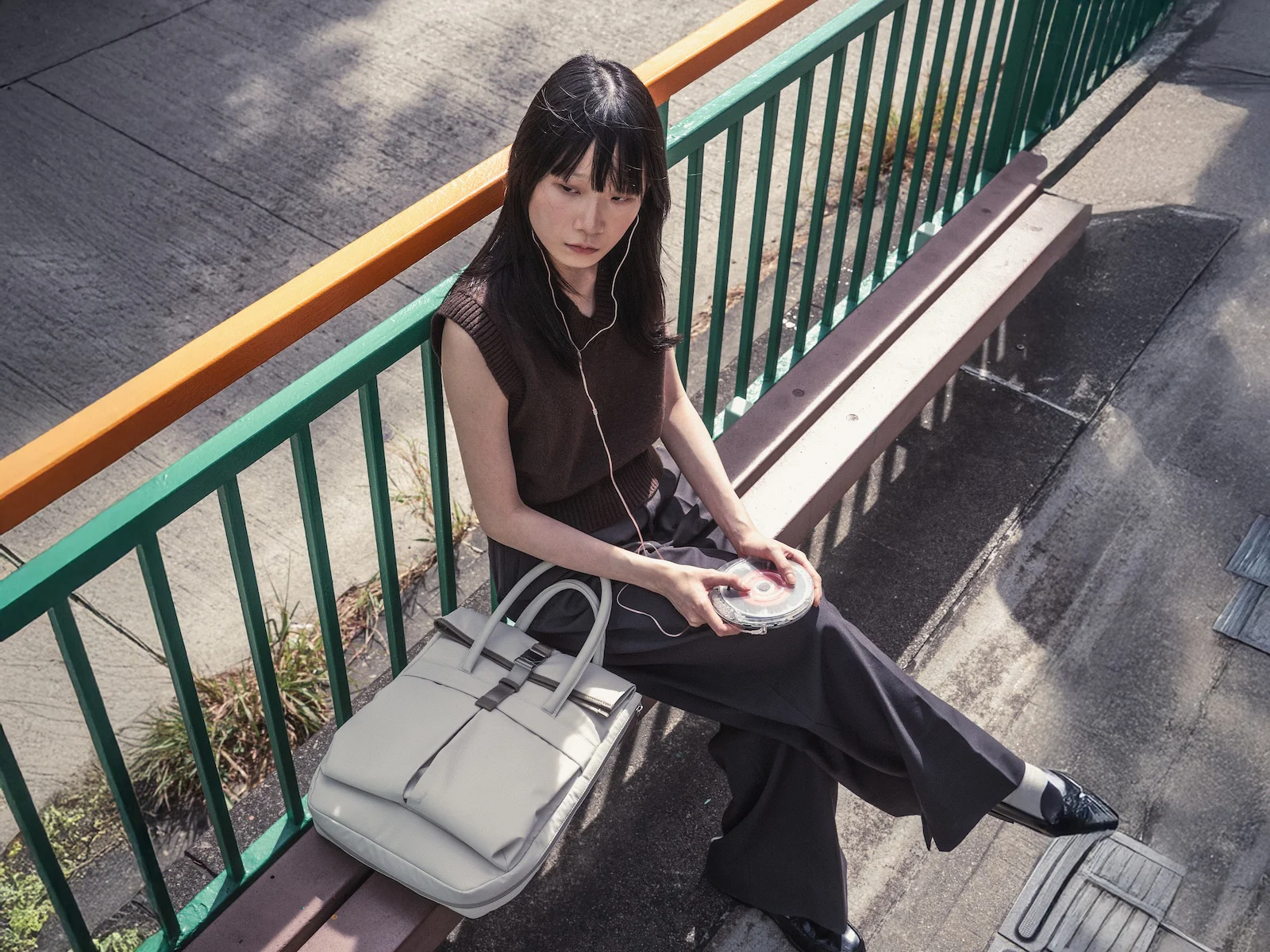 704 Folio Bag - Image 41