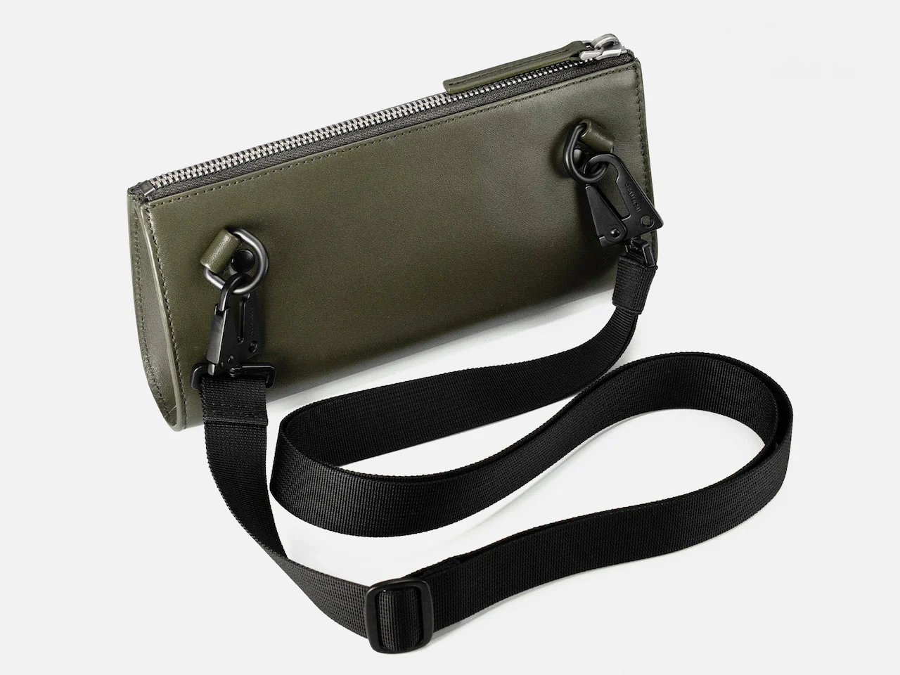 109 Essential Case - Image 14