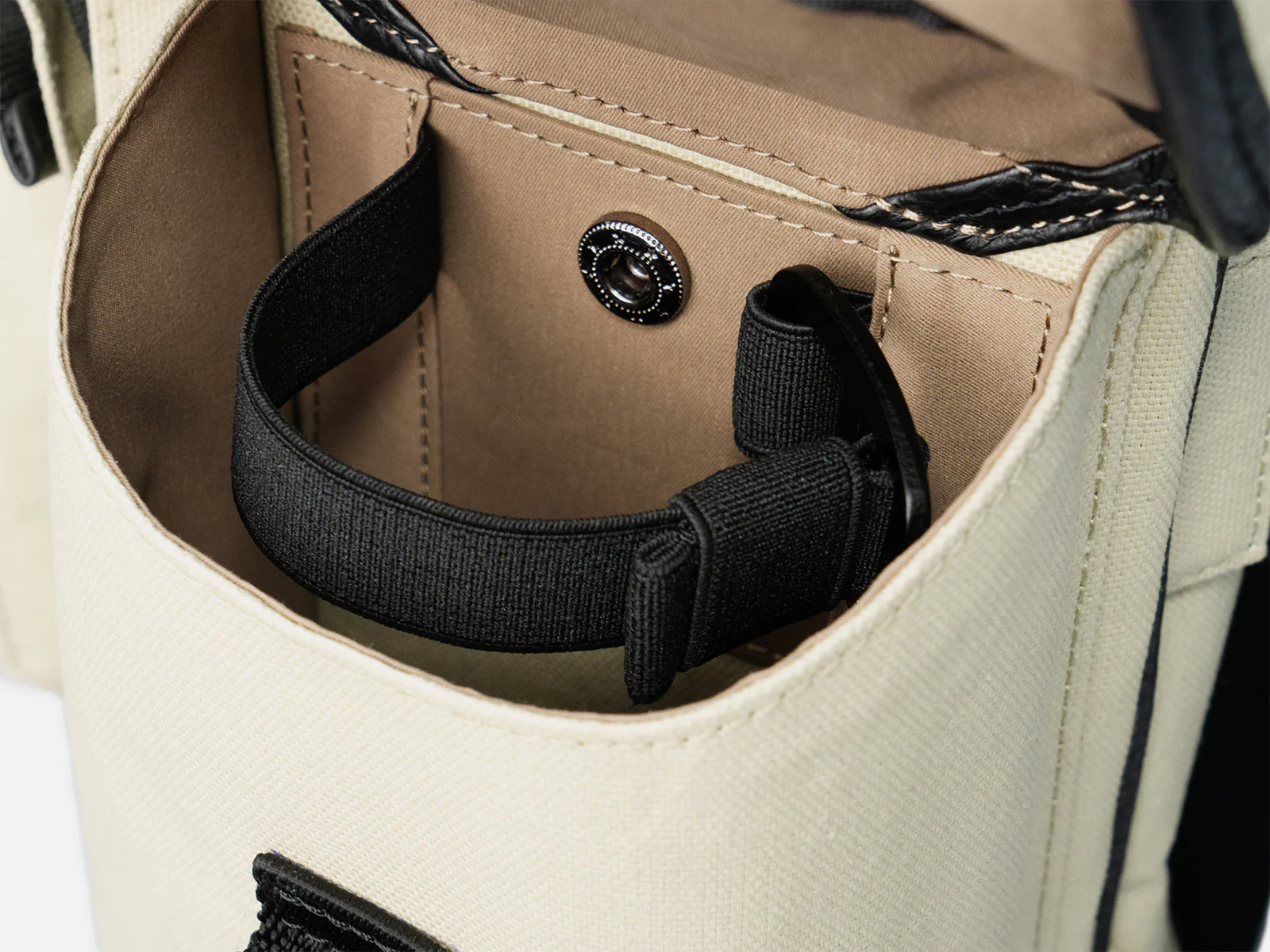 Mars Rover 301 Adventure Backpack - Image 7