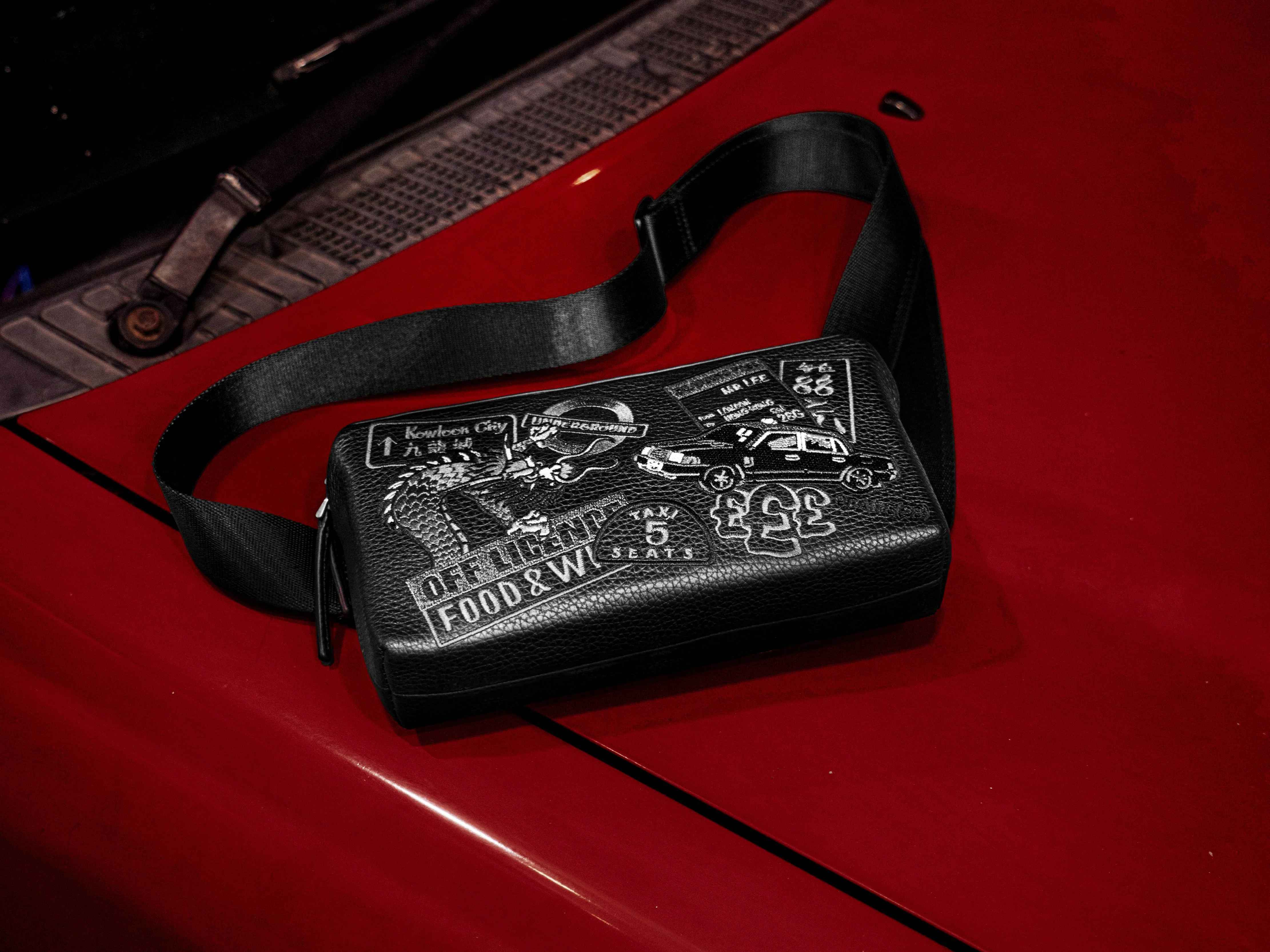 MR LEE x GRAMS28 157 Essential Sling - Image 14